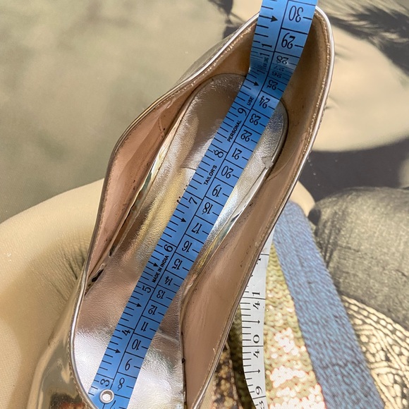 Heels.Size - 240 Measurement shown in the picture in CMS - Picture 16 of 16